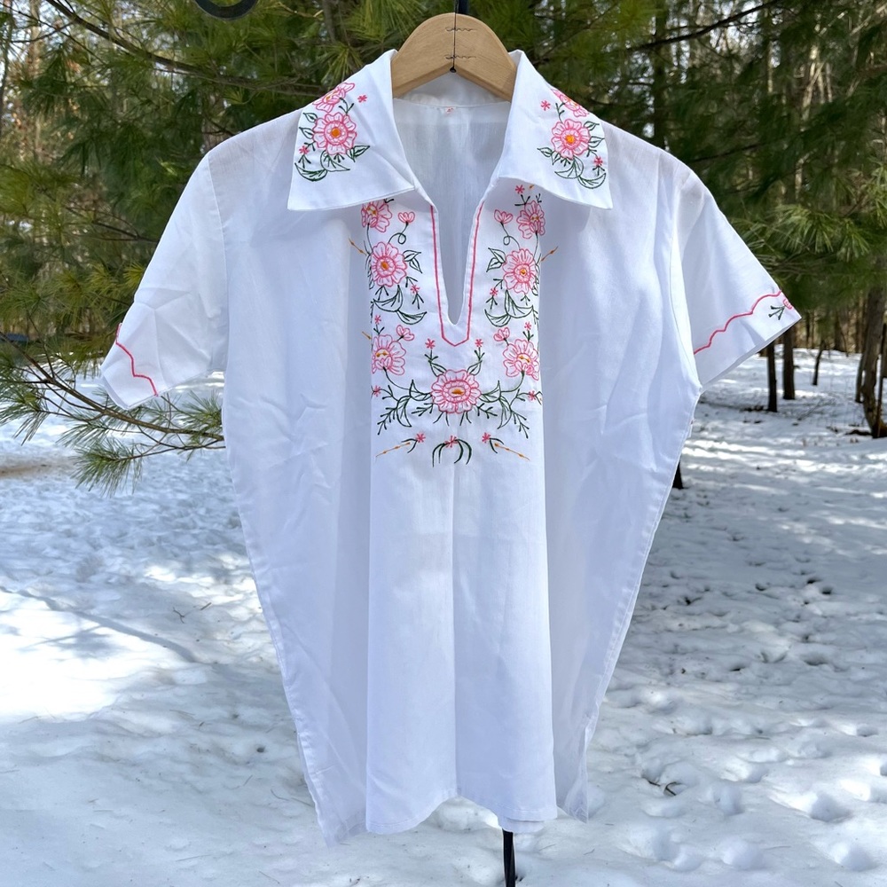 70s Embroidered Peasant Blouse White Pink Floral Cottagecore Boho - Picture 1 of 16
